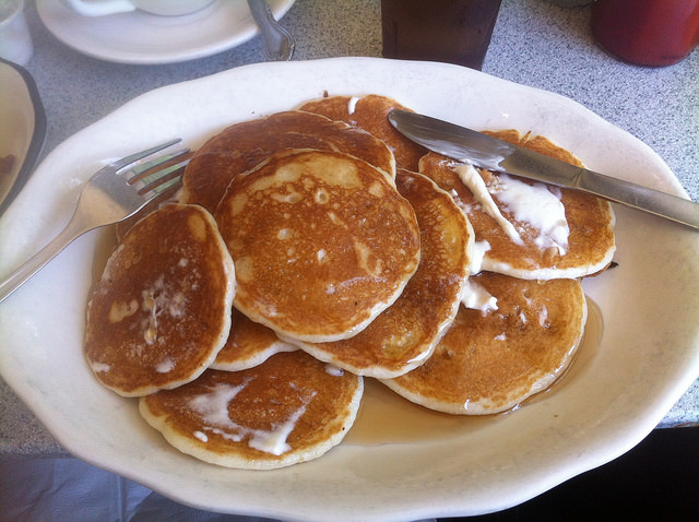 Pigeon Forge Pancake Houses: Where to Eat Breakfast in the Smokies