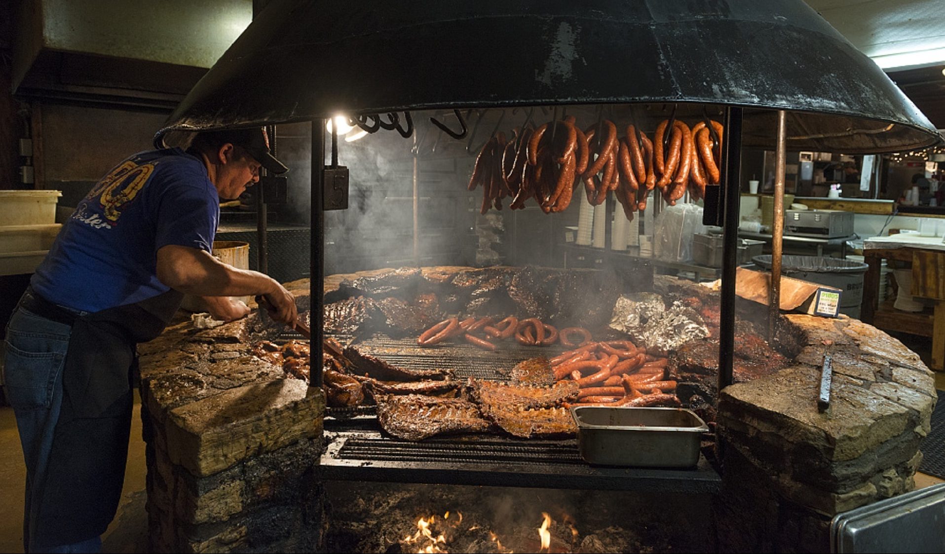 Top Austin BBQ Restaurants: 7 Spots That Satisfy Meat-lovers
