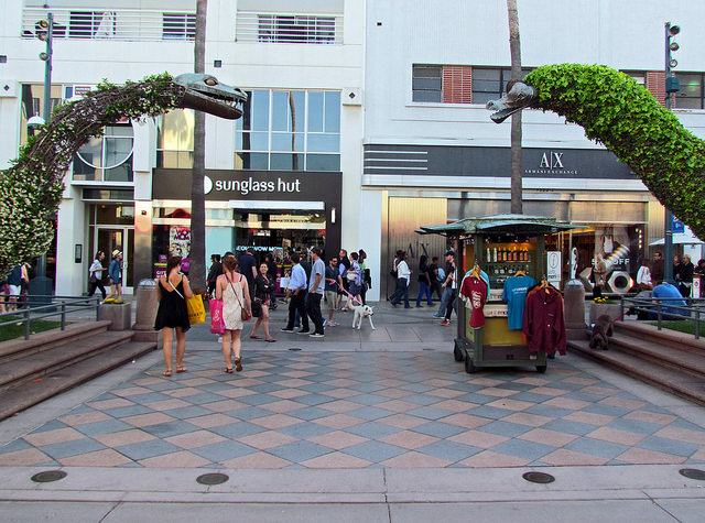 Santa Monica Free Third Street Promenade