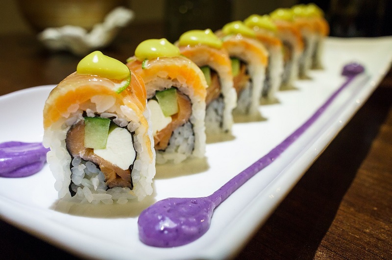 destin waterfront restaurants sushi