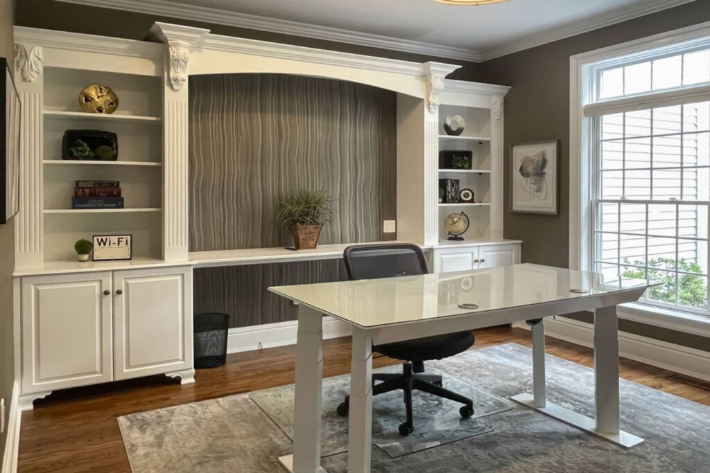 Connecticut STR with WFH office setup