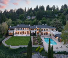 Portland Palace for rent
